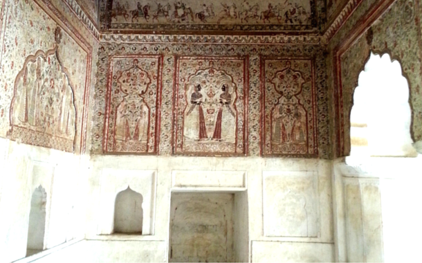 The Murals inside the Raja Mahal, Orchha Raja Mahal, Orchha